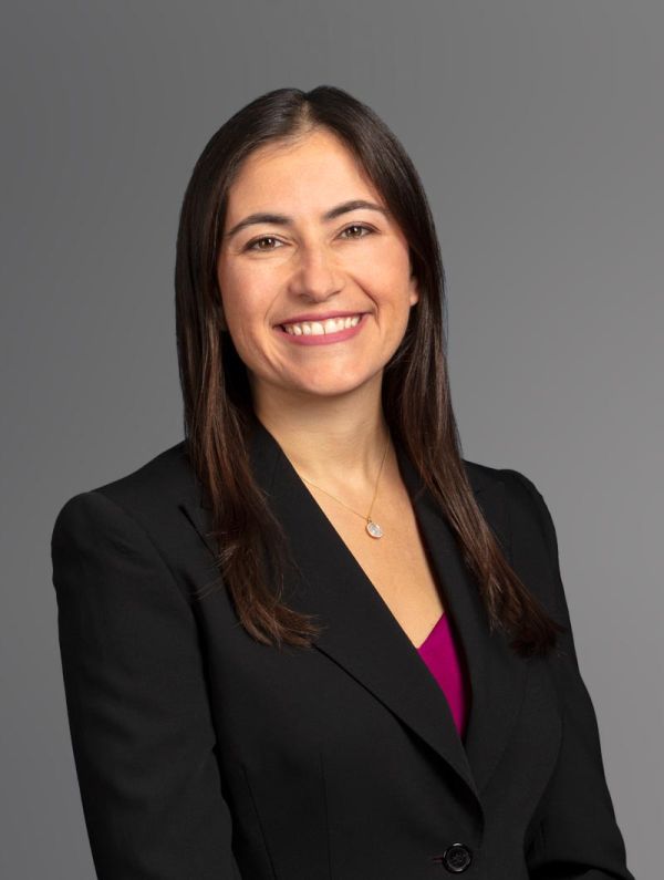 Nicole Armstrong 1 nicolearmstront v 440f335e