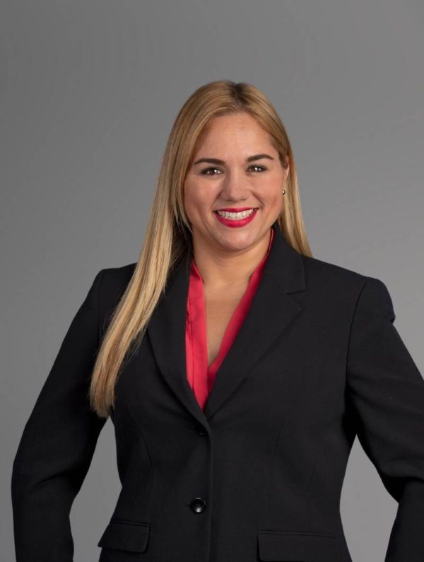 Daivelis Garcia car Accident Lawyer eb72ac33